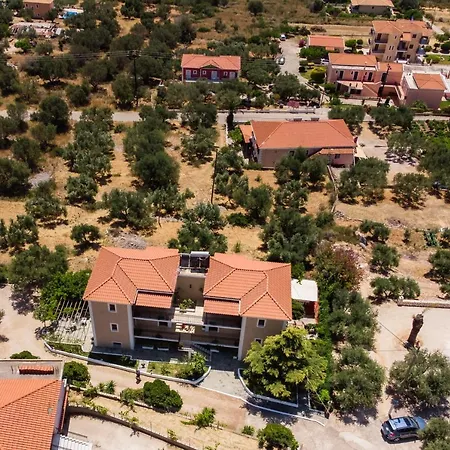 Buena Vista מלון דירות 3*